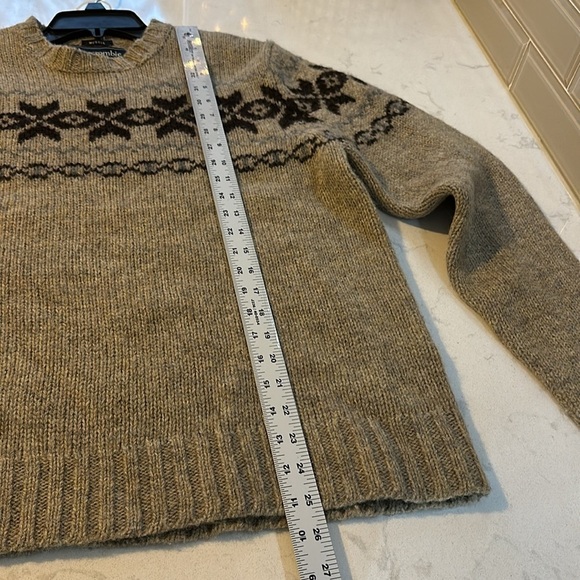 Vintage Abercrombie & Fitch Isle Nordic Crewneck muscle Sweater size large EUC - Picture 8 of 9